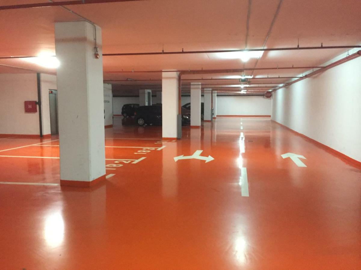 Nova Galerija Studio App Bella,Lara,Katy - Parking In Garage ザグレブ エクステリア 写真